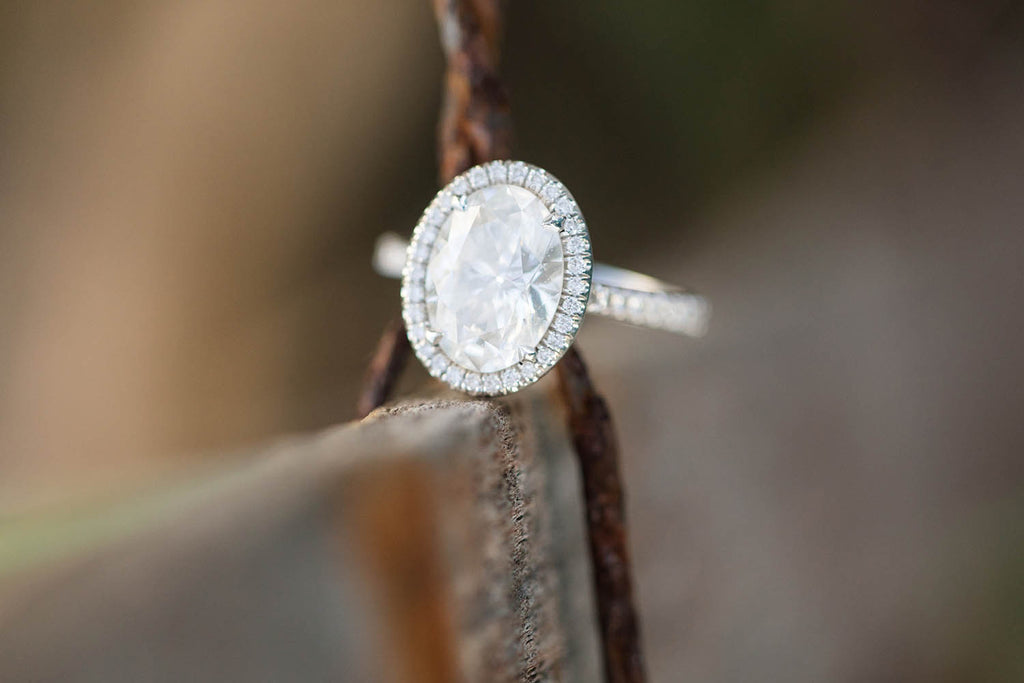 Perfect Matches: How to Stack an Oval Engagement Ring